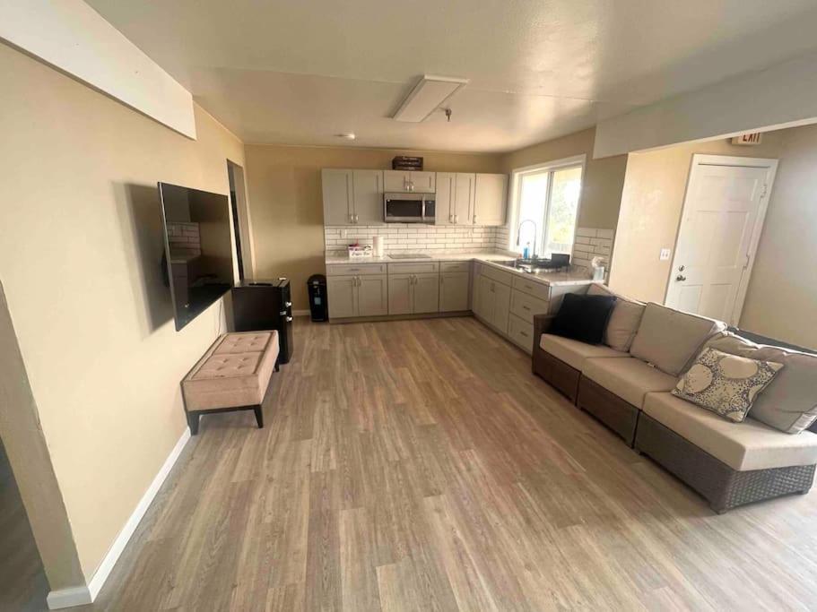 Ewa Beachhouse *